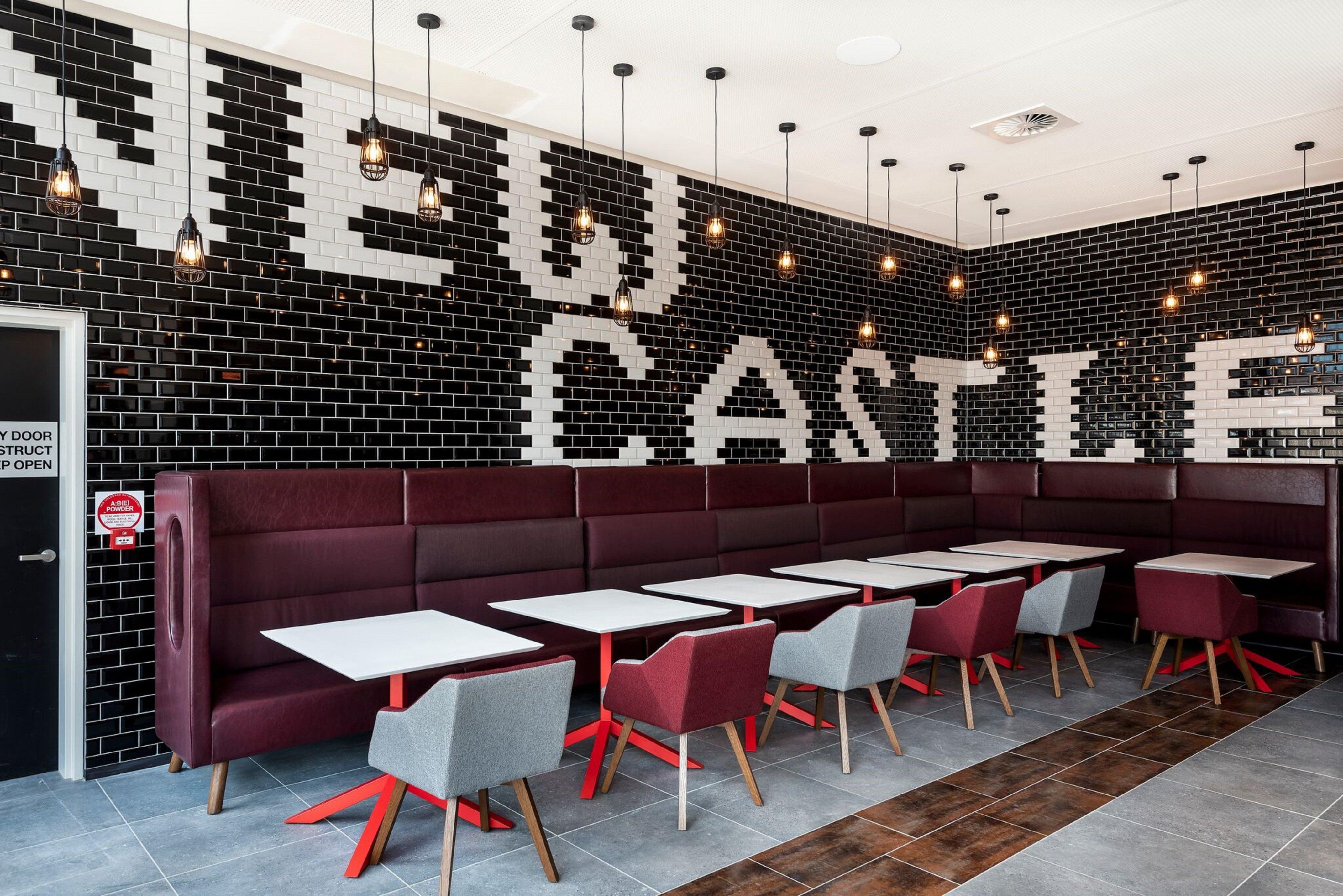 Holiday Inn Express Newcastle By Ihg Exterior foto
