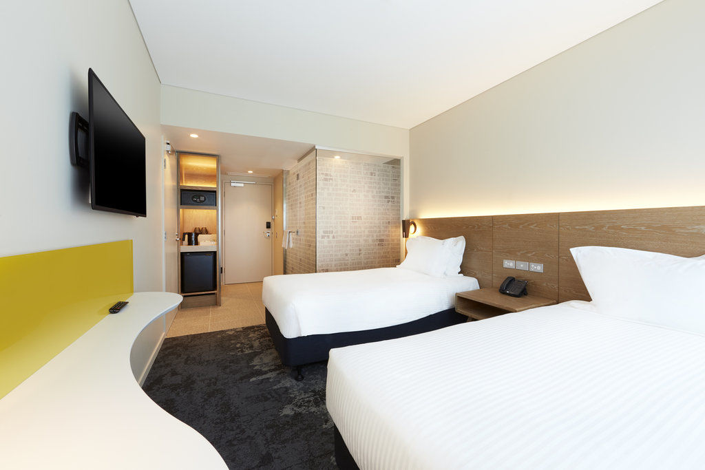 Holiday Inn Express Newcastle By Ihg Exterior foto